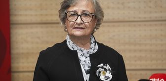 Depremde kolunu kaybeden anne biyonik proteze kavuştu