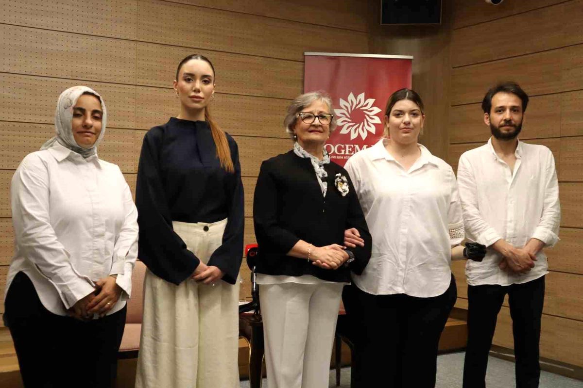 Anne ve kızına umut: Biyonik kol kavuştu