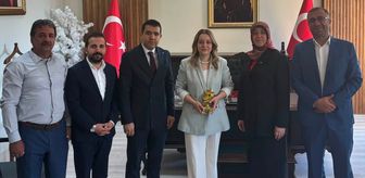 Kaymakam Yılmaz'a eğitime destek plaketi