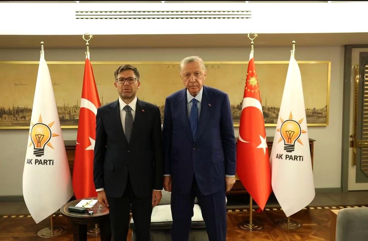 AK Parti Siirt İl Başkanı Abdulhakim Gider Oldu