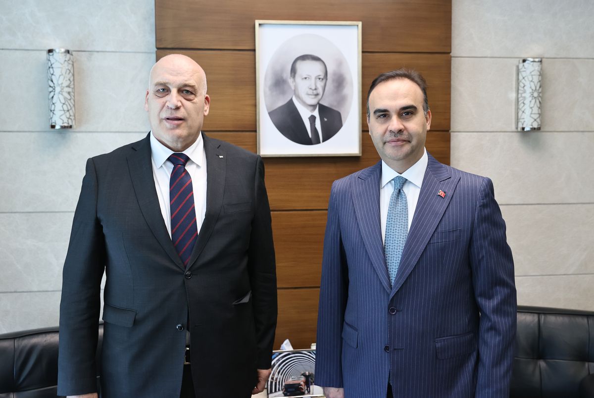 Bakan Kacır, 7 ülkenin büyükelçisini kabul etti