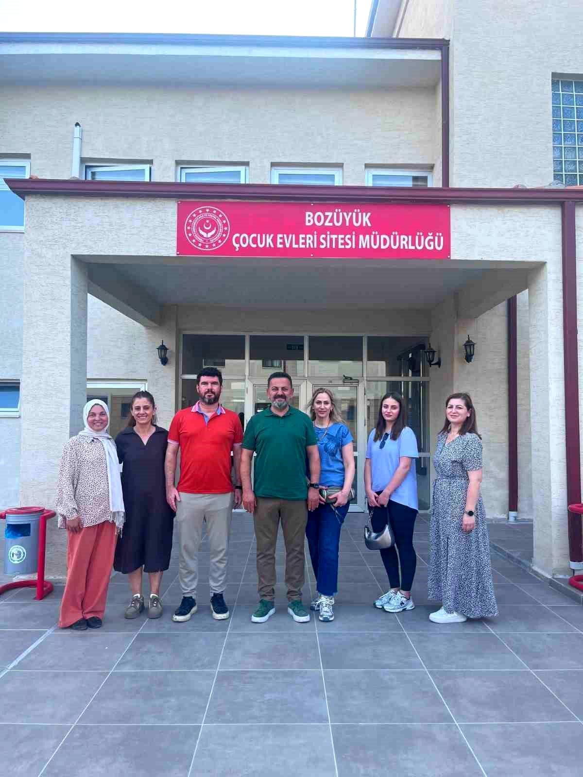 Bilecik'te çocuklarla yaz tatili buluşması
