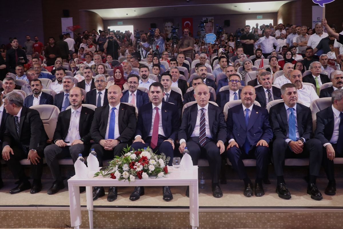Bakan Kurum: Deprem, yangın, sel; hiçbir afette vatandaşı yalnız bırakmadık