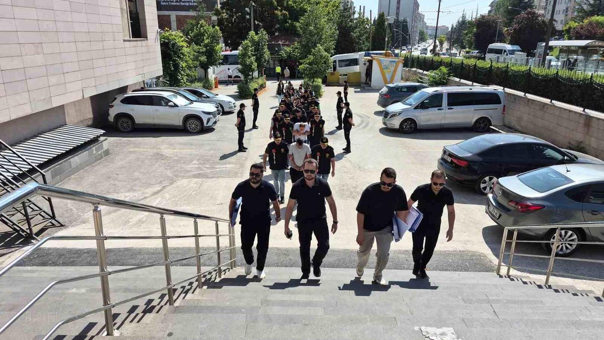 23 ilde dolandırıcılık operasyonu: 307 şüpheli yakalandı