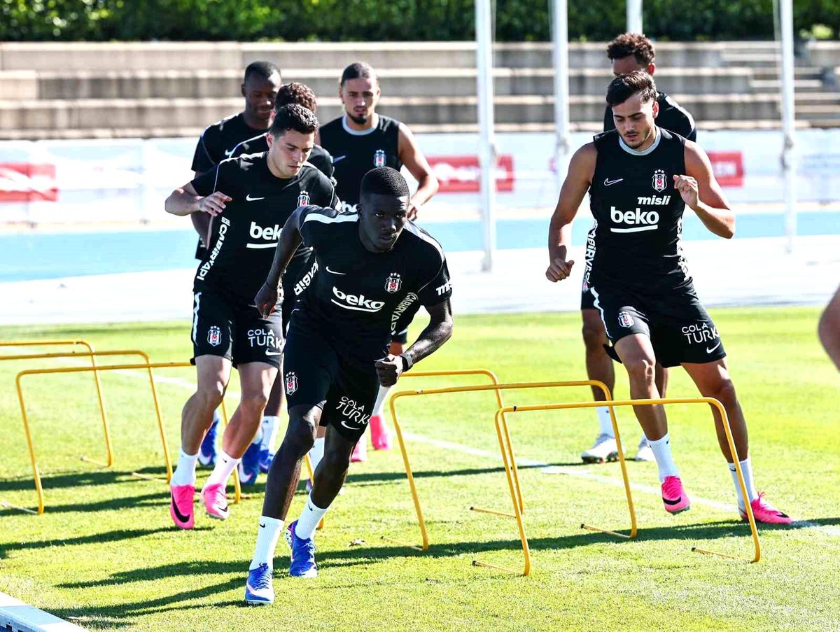 Beşiktaş'ın Slovakya'daki antrenmanından bir kare