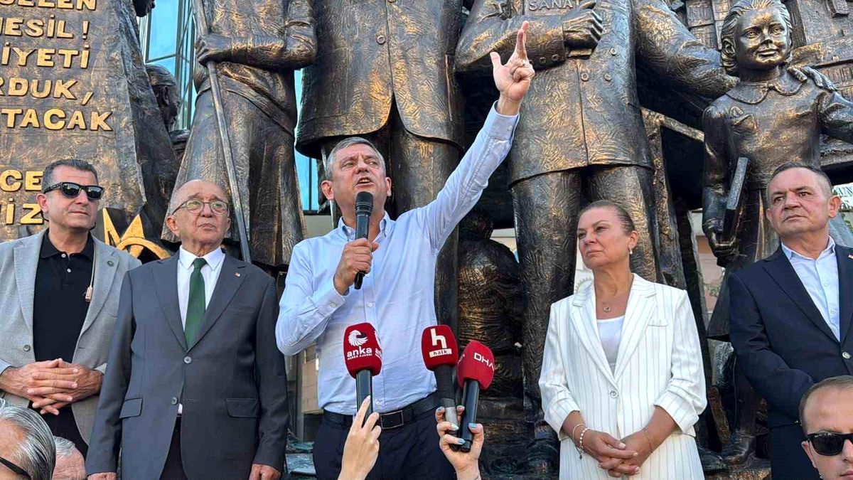CHP Grup Başkanı Özgür Özel Safranbolu'da konuştu