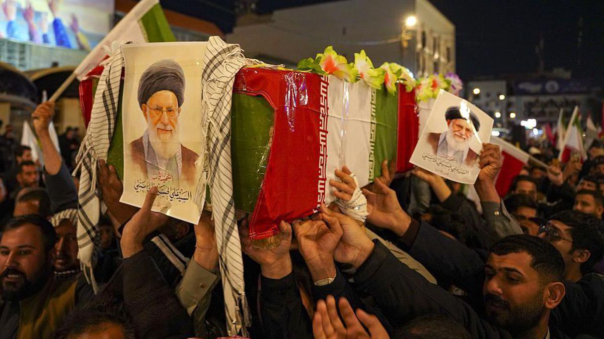 İran Dini Lideri Ali Hamaney'in Cenaze Töreni Hazırlıkları