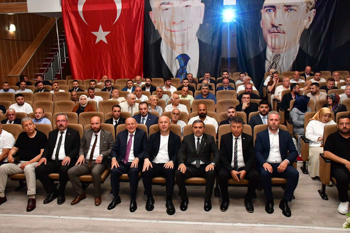 Terme'de MHP İlçe Başkanlığına yeniden Ercan Kaya seçildi