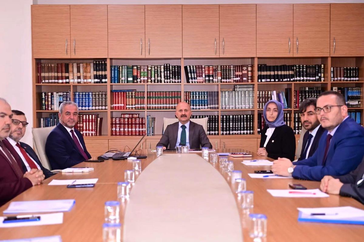 Vali Varol, İl Müftülüğü'nde yürütülen hizmetler hakkında bilgi aldı