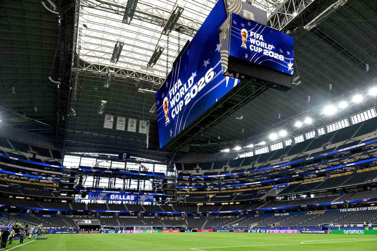 2026 FIFA Dünya Kupası logosu ve maç atmosferini yansıtan bir görsel.
