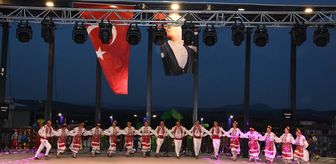 Ayvacık'ta Uluslararası Zeytin Dalları Müzik ve Dans Festivali düzenlendi