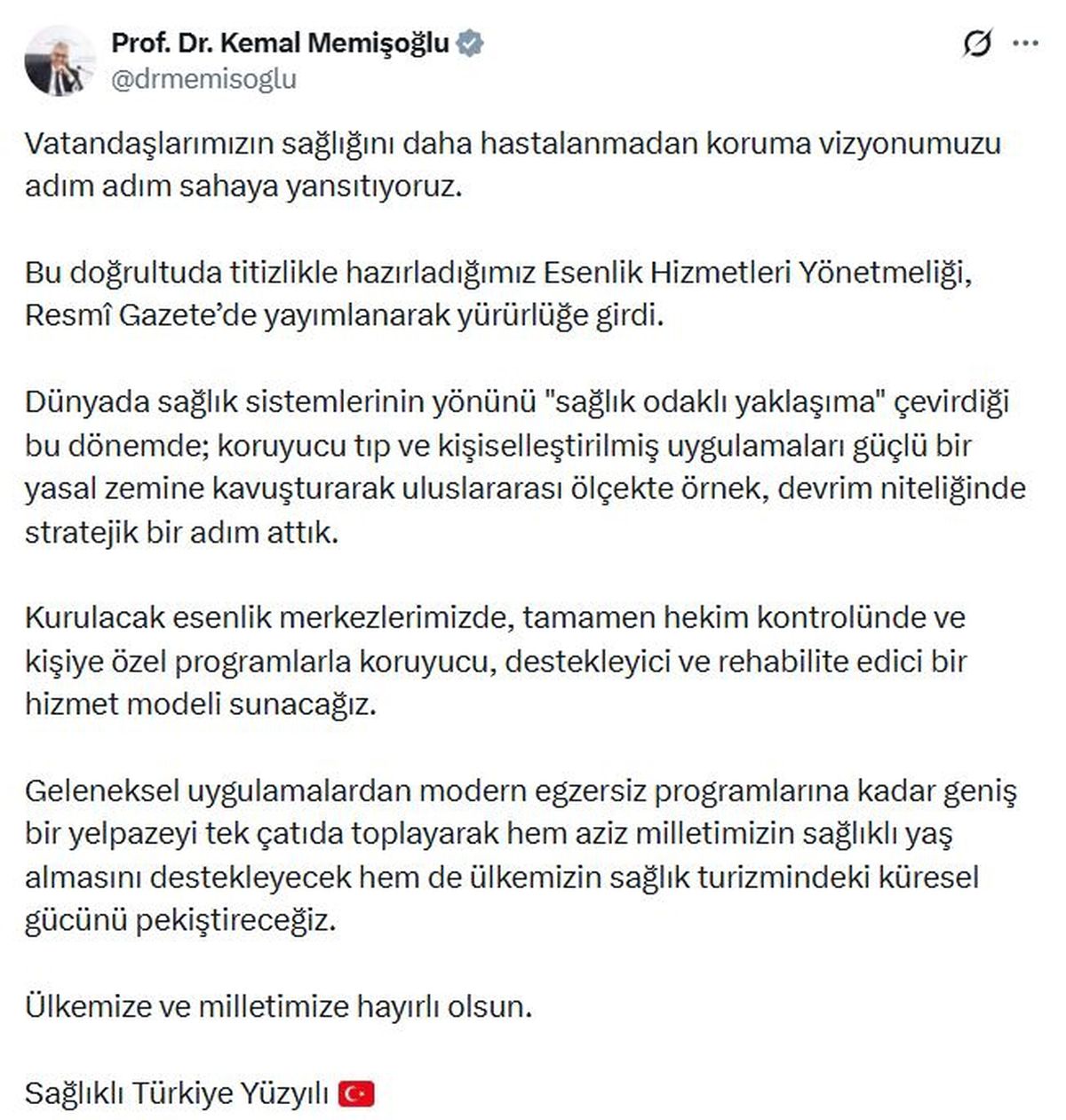 Sağlık Bakanı Kemal Memişoğlu açıklama yaparken