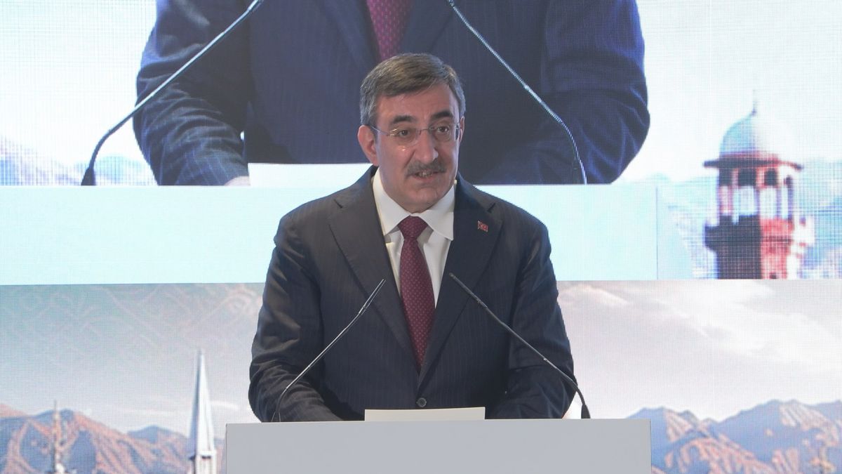 Cumhurbaşkanı Yardımcısı Yılmaz: Türkiye ve Pakistan, coğrafi avantajlarını stratejik kazanımlara dönüştürme potansiyeline sahip