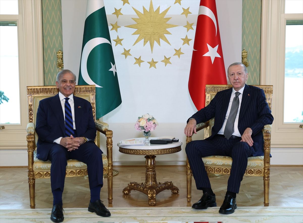 Erdoğan-Pakistan Başbakanı Şerif Görüşmesi