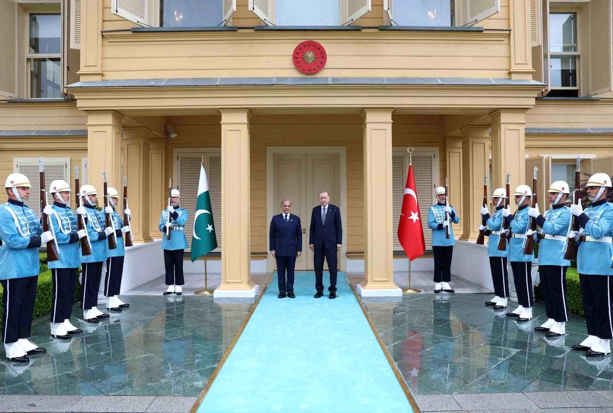Cumhurbaşkanı Erdoğan, Pakistan Başbakanı Şerif’i Vahdettin Köşkü’nde Resmi Törenle Karşıladı