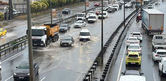 Kocaeli'de sağanak su baskınlarına neden oldu