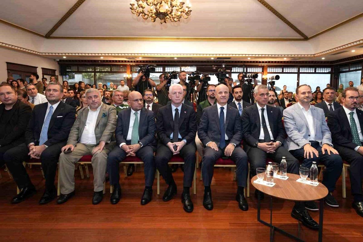 Sağlık Bakanı Memişoğlu: 'Türkiye'de kişi başı sağlık harcaması 840 dolar, sigara harcaması ise kişi başı bin 24 dolar'