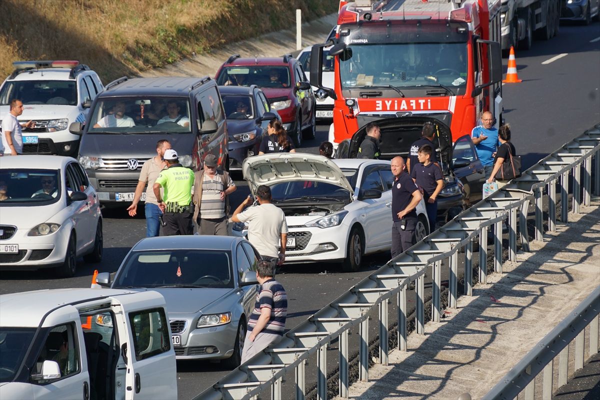Tekirdağ'da zincirleme trafik kazasında 1 kişi yaralandı