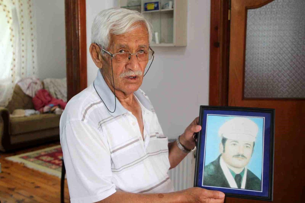 Şehit Polisin Kardeşinden Deniz Göktaş'a Tepki: Cezasını Çeksin