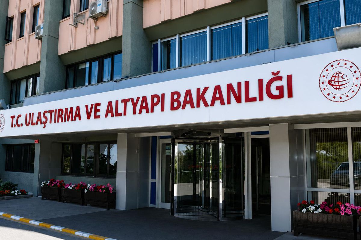 Ulaştırma ve Altyapı Bakanlığı'nda görev değişimi ve EPDK'ya yeni atamalar yapıldı.