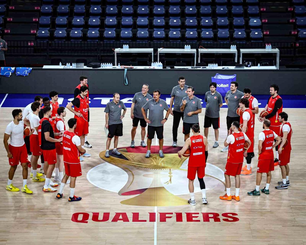 A Milli Erkek Basketbol Takımı'nın hedefi grubu namağlup tamamlamak