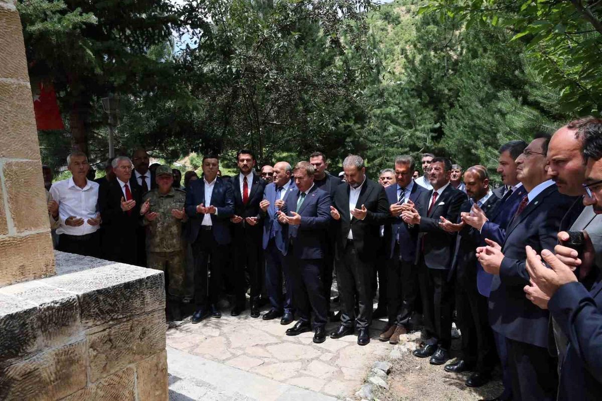 Başbağlar Şehitleri Anma Programında Dua ve Beraberlik Mesajları