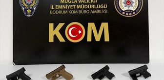 Bodrum'da çantalarında ruhsatsız silah ele geçirilen 4 kişi gözaltına alındı