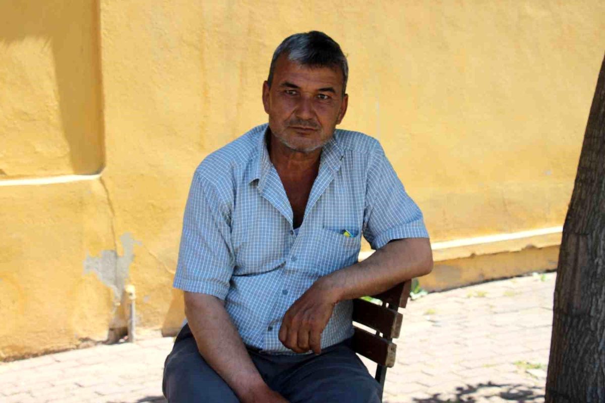 'Çalışmazsam ölürüm' diyerek gençlerin kolay para hevesini eleştirdi