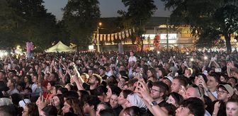 Edirne'de Kırkpınar Festivali kapsamında Melek Mosso konser verdi