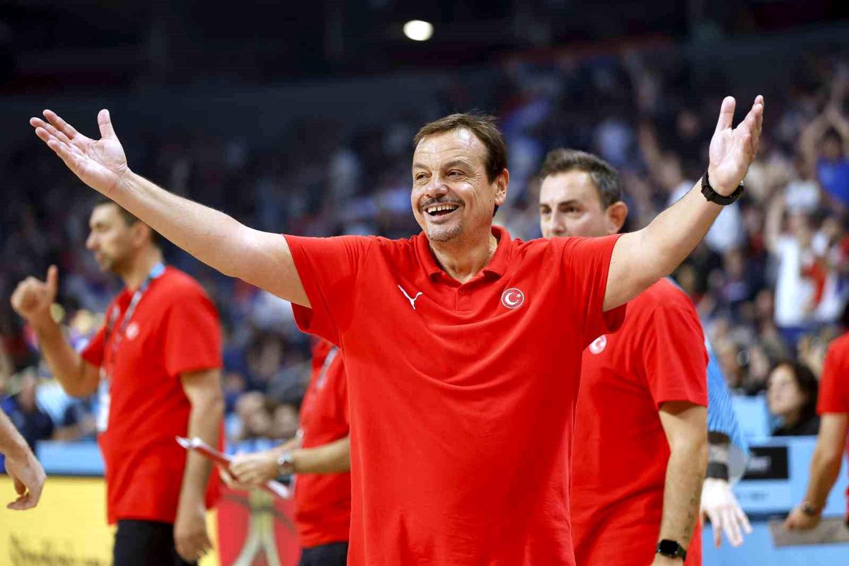 Ergin Ataman, A Milli Erkek Basketbol Takımı ile 'dalya' diyecek