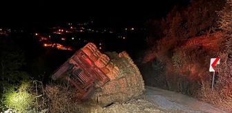 İzmir'de devrilen traktörün sürücüsü öldü