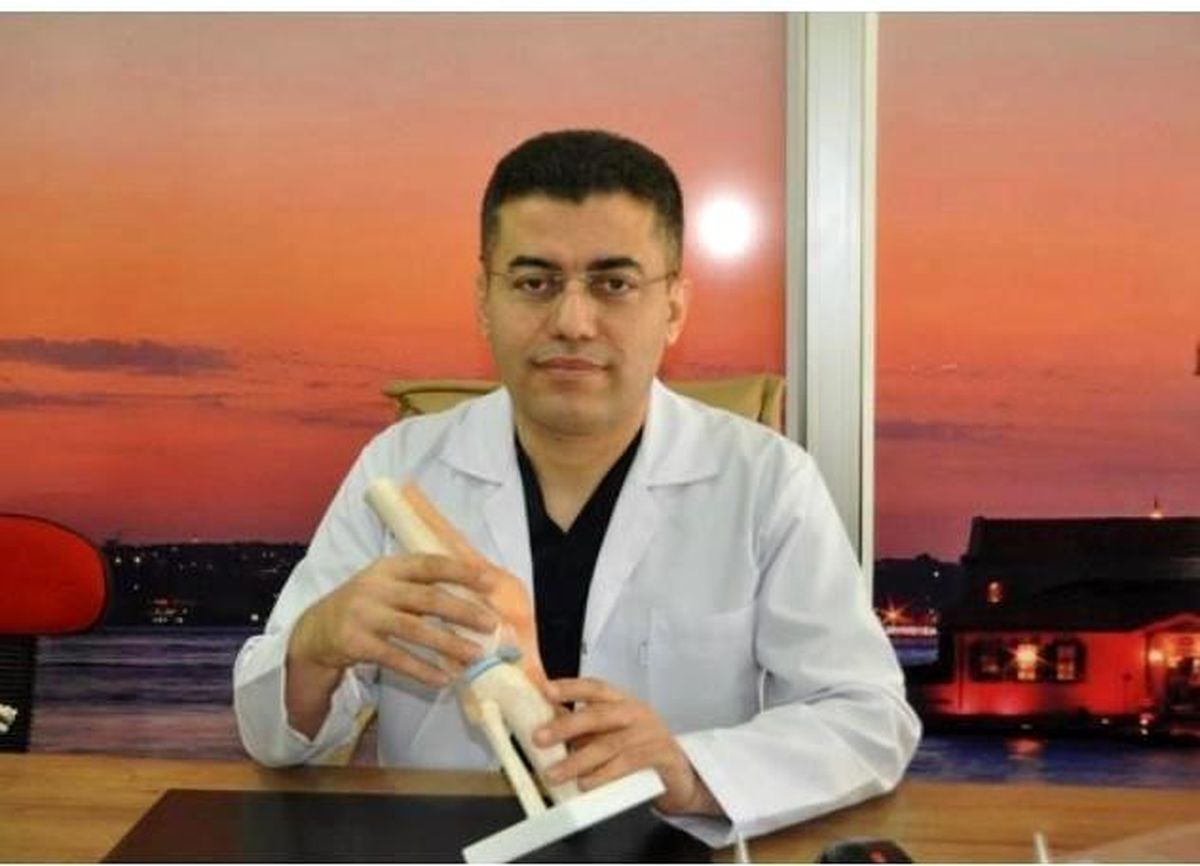 Prof. Dr. İrfan Koca, kas kaybının 30'lu yaşlarda başladığına dair uyarıda bulunuyor.