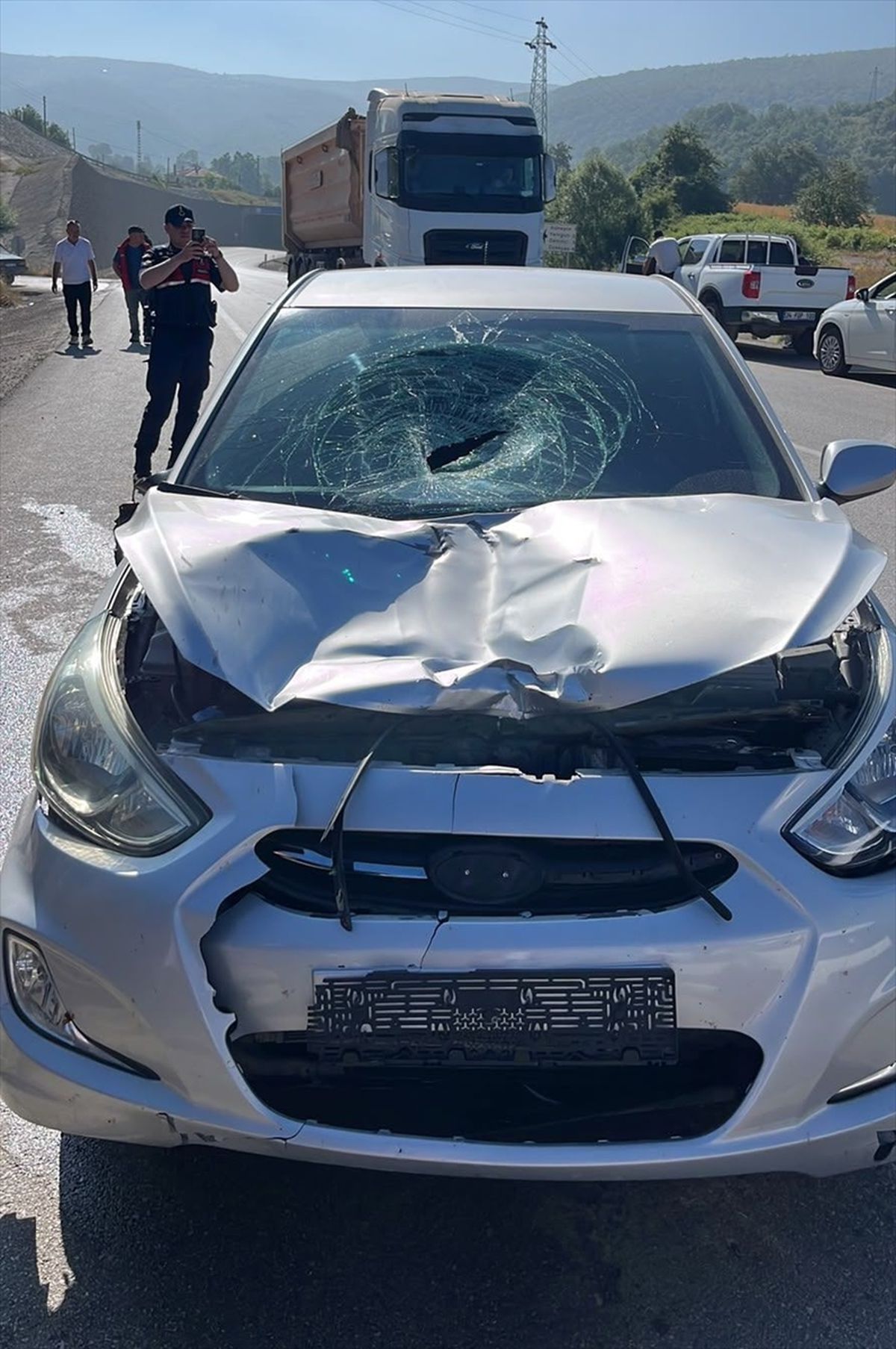 Kavak'ta otomobil çarpan kadın hayatını kaybetti