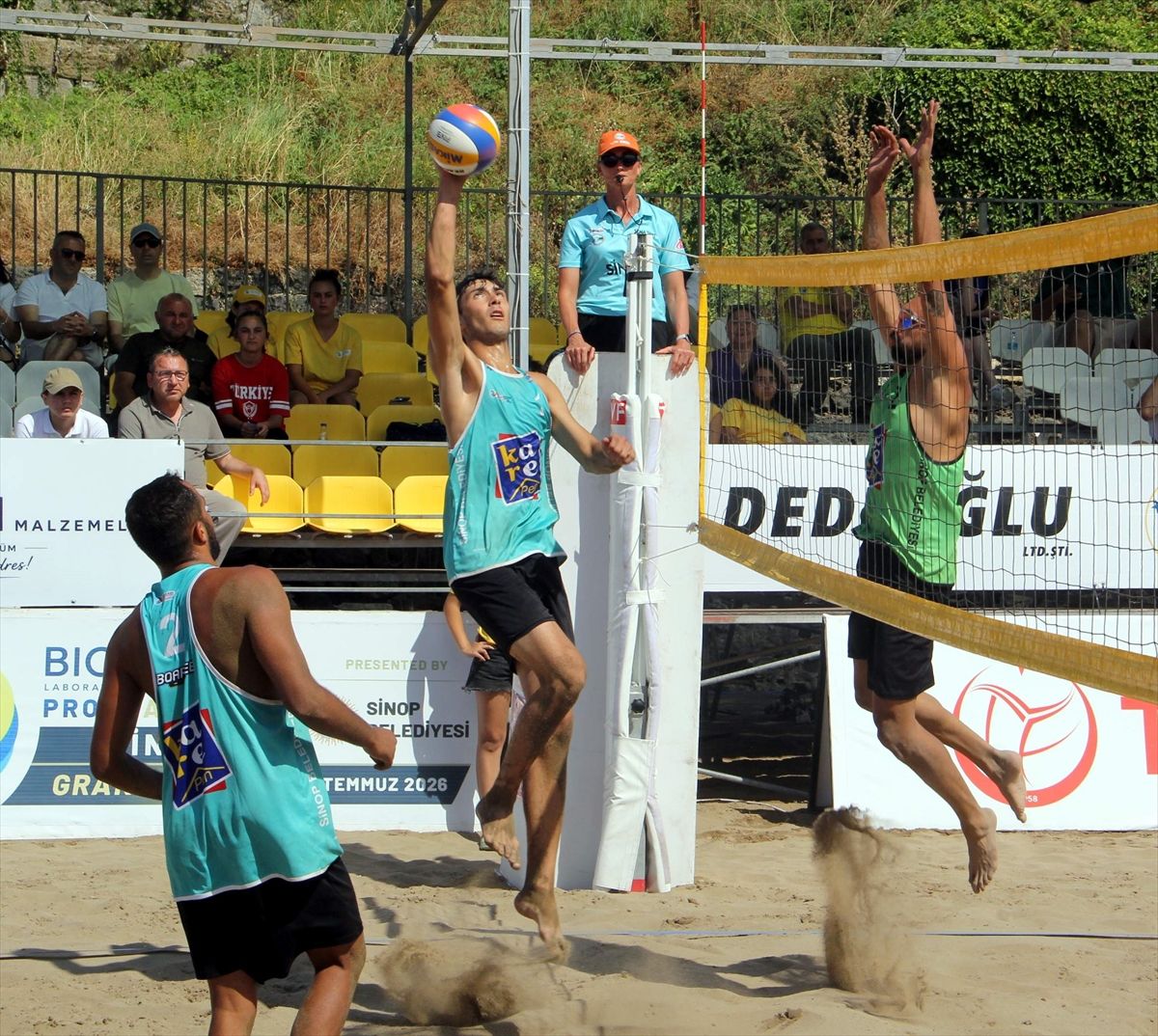 Sinop'ta uluslararası plaj voleybolu turnuvası sona erdi
