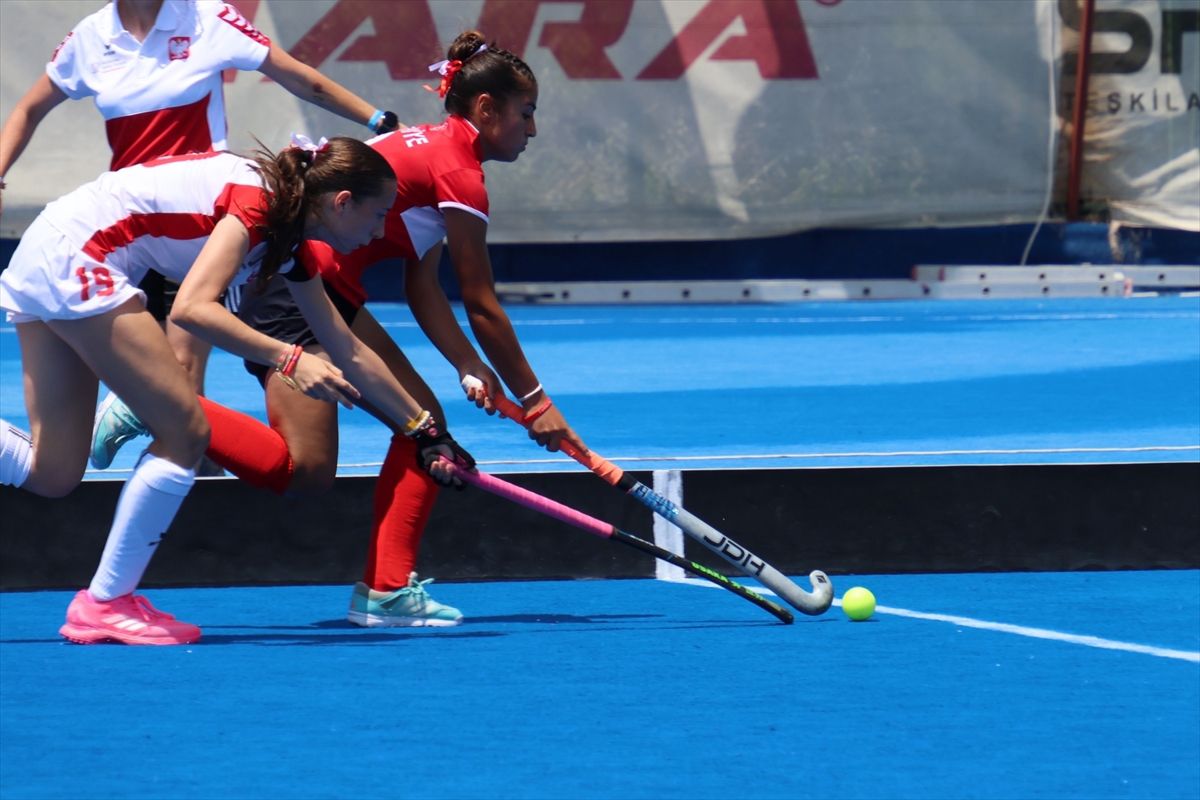 Türkiye 16 Yaş Altı Kız Milli Hokey Takımı, Avrupa üçüncüsü oldu