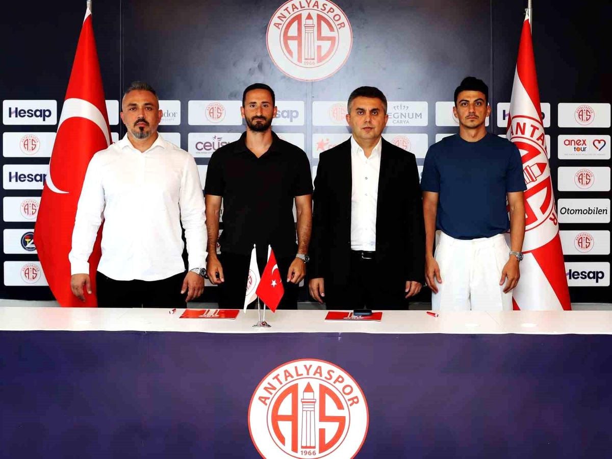 Antalyaspor'da Soner Dikmen ve Erdoğan Yeşilyurt, 2 yıllık sözleşme imzaladı