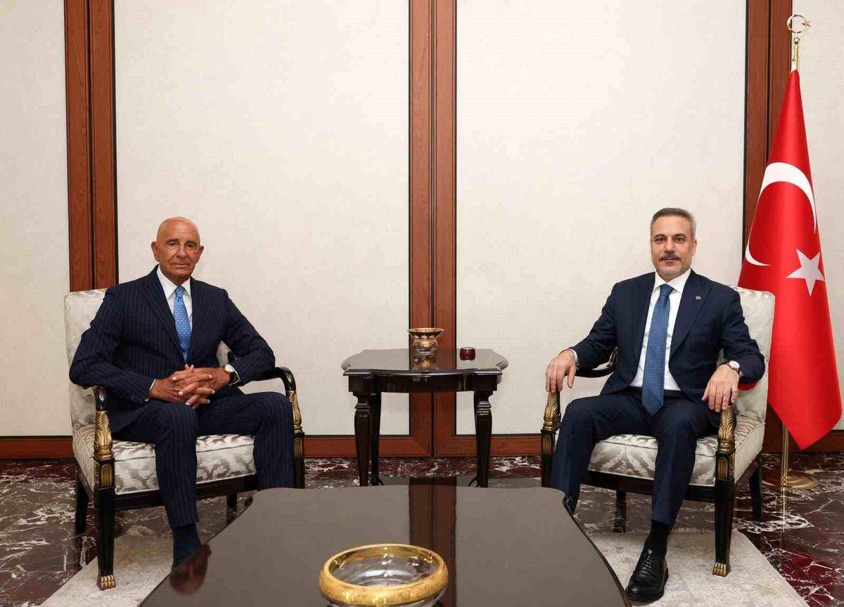 Bakan Fidan, ABD'nin Ankara Büyükelçisi Barrack'ı kabul etti
