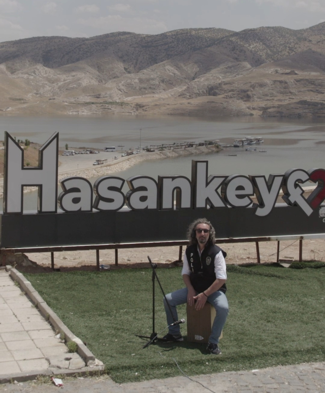 Police performance at Hasankeyf Bridge