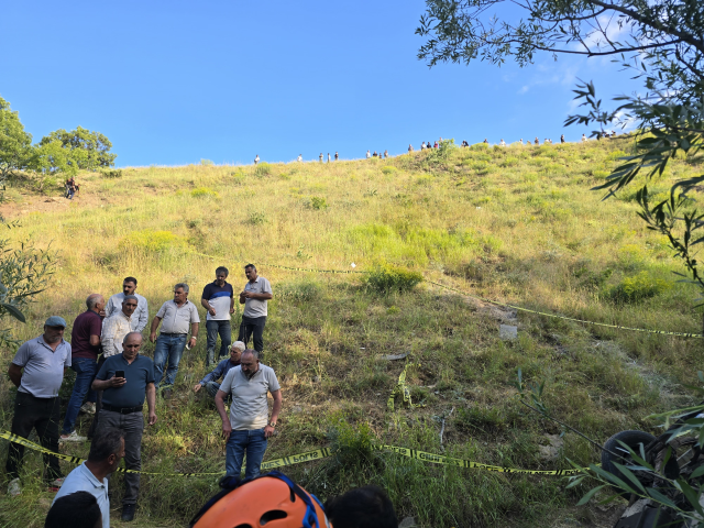 Pickup truck out of control in Bingöl