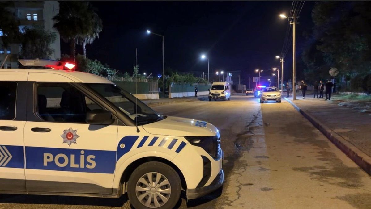 Düğün salonu önünde çıkan silahlı kavganın görüntüleri ortaya çıktı