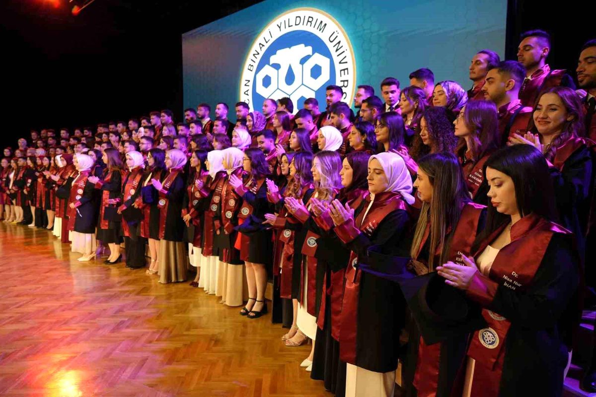 EBYÜ Tıp Fakültesinde mezuniyet başarı sıralaması kriterleri değişti