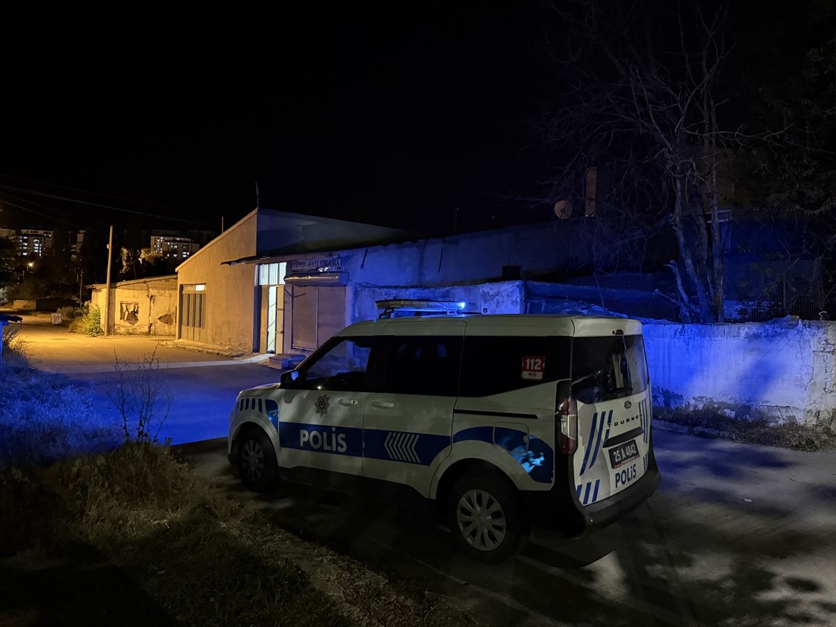 Erzurum'da mahallelinin desteğiyle 10 düzensiz göçmen yakalandı