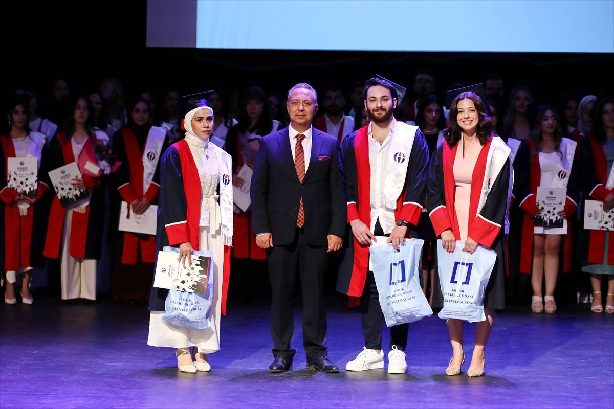 Gaziantep Üniversitesi Mimarlık Fakültesi mezuniyet töreni