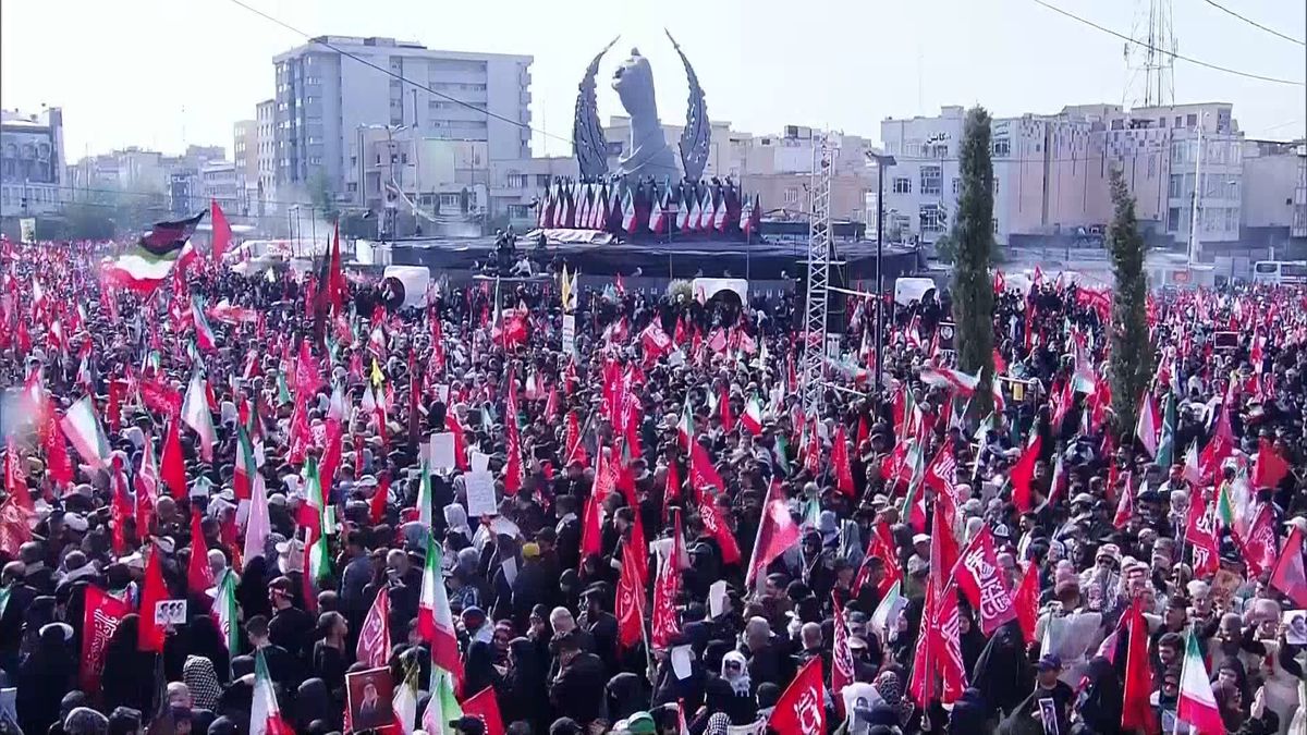 İran'ın dini lideri Ali Hamaney için cenaze töreni düzenlendi