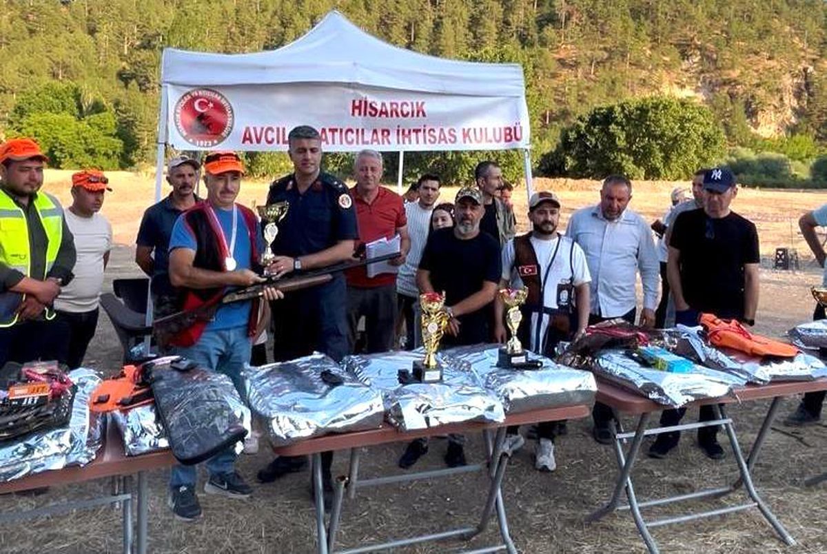 Hisarcık'ta atış yarışması düzenlendi
