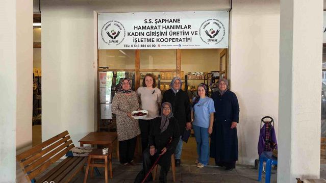 Şaphane’de kadın kooperatifi yöresel ürünlerle istihdam yaratıyor