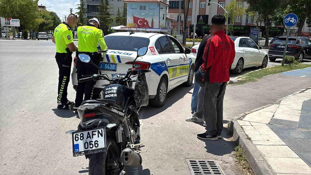 Sigortasız motosiklete trafikten men, sürücüye 85 bin lira ceza