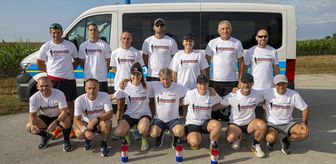 Srebrenitsa Soykırımı'nı anma törenlerine katılacak Hırvat maratoncular yola çıktı
