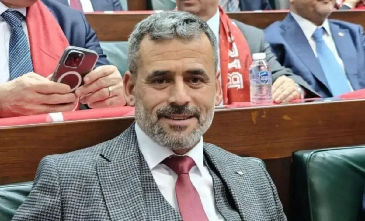 Belediye başkanına bıçaklı saldırı!