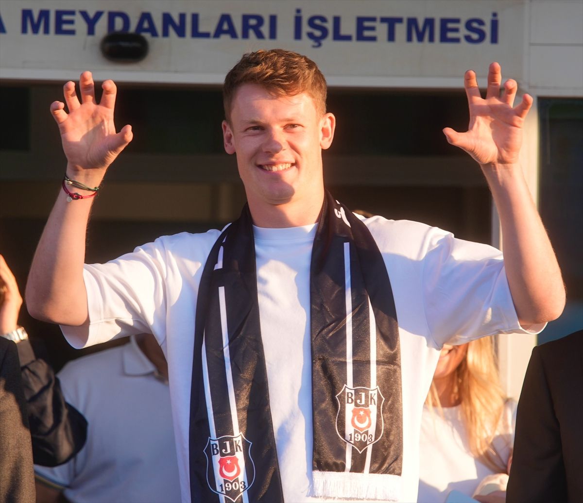 Beşiktaş'ın prensip anlaşmasına vardığı kaleciler İstanbul'a geldi